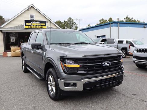 Used 2025 Ford F150 XLT w/ Equipment Group 301A Standard image 3