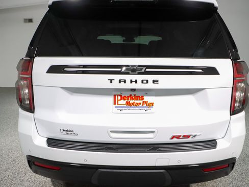 Used 2024 Chevrolet Tahoe RST w/ Luxury Package RWD image 8