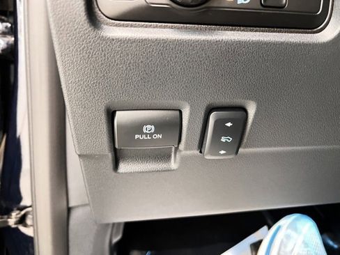 Used 2024 Ford F250 Lariat w/ Chrome Package image 22