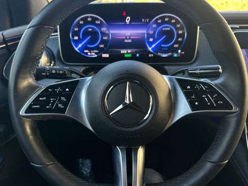 Certified 2023 Mercedes-Benz EQE 350+ SUV image 22