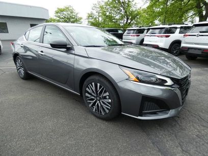 New 2025 Nissan Altima 2.5 SV