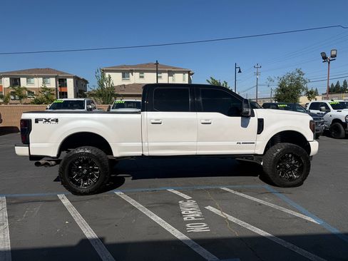 Used 2019 Ford F250 Lariat AWD/4WD image 5