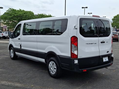 Used 2021 Ford Transit 350 XLT RWD image 4