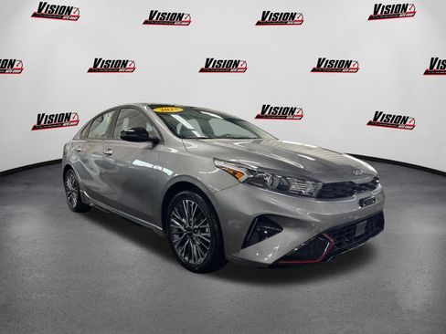 Used 2024 Kia Forte GT-Line w/ GT-Line Premium Package image 3