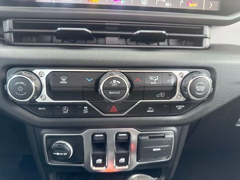 New 2026 Jeep Wrangler Sport image 21