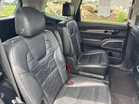 Used 2022 Kia Telluride SX w/ SX Prestige Package AWD/4WD image 12