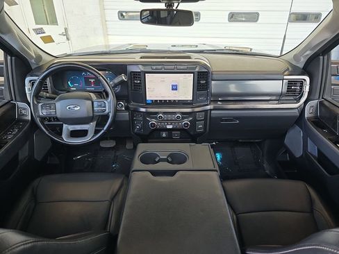 Used 2024 Ford F350 Lariat image 24