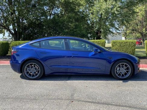 Used 2023 Tesla Model 3 Standard Range RWD image 2