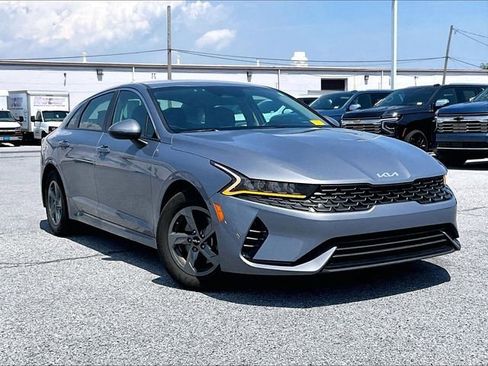 Used 2024 Kia K5 LXS FWD image 1