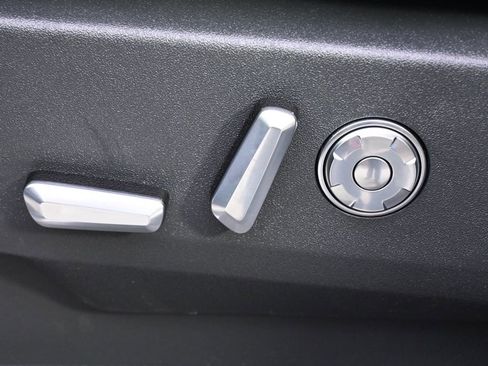 New 2026 Lincoln Navigator Reserve AWD/4WD image 14
