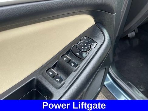 Used 2023 Ford Edge SEL w/ Convenience Package image 11