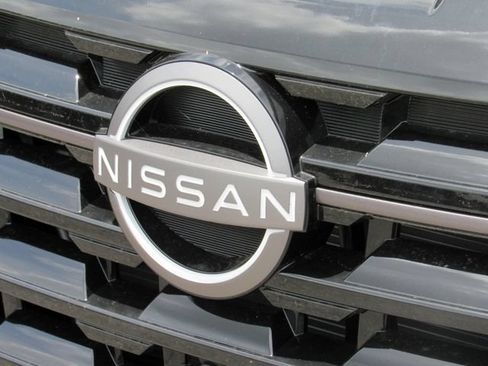 New 2026 Nissan Pathfinder SL FWD image 10