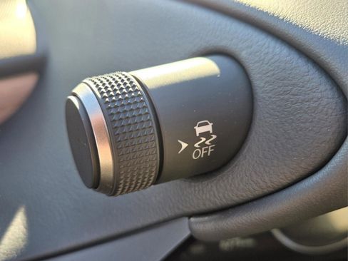 Certified 2025 Lexus ES 350 w/ Premium Package image 23