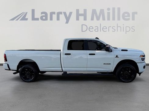 Used 2025 RAM 3500 Big Horn AWD/4WD image 7