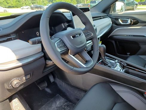 New 2026 Jeep Compass Limited AWD/4WD image 13