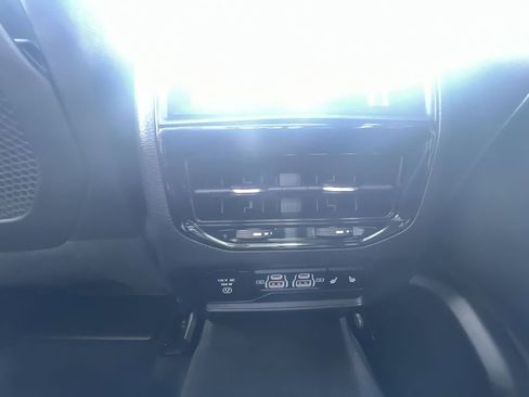 Used 2022 Jeep Grand Cherokee Trailhawk image 21