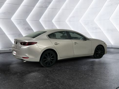 Used 2024 MAZDA MAZDA3 s FWD image 4