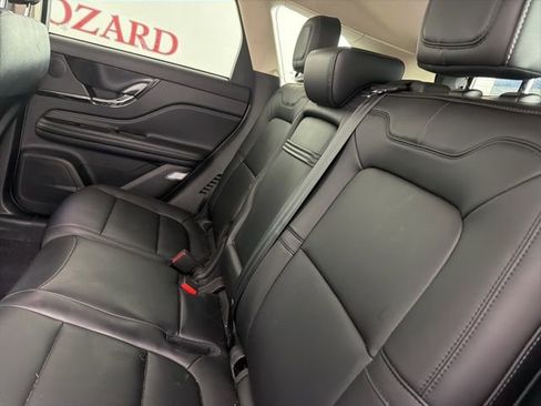 Used 2023 Lincoln Corsair Standard image 13