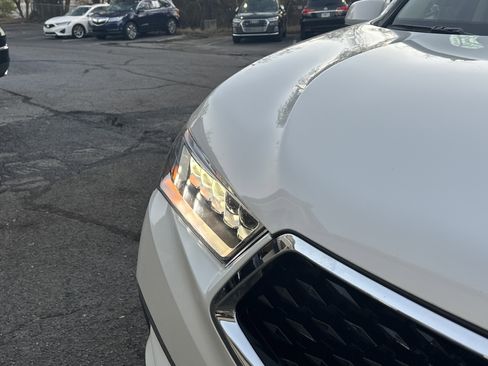 Certified 2020 Acura MDX SH-AWD w/ Technology Package image 12