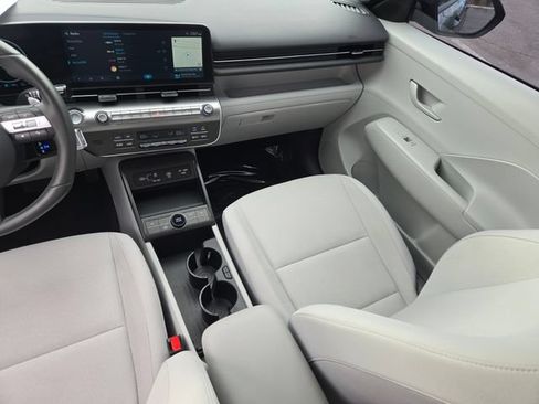 Used 2024 Hyundai Kona SEL FWD image 19