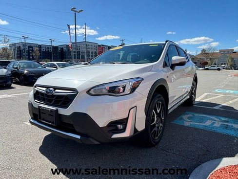Used 2023 Subaru Crosstrek Hybrid w/ Moonroof Package w/Navigation AWD/4WD image 3