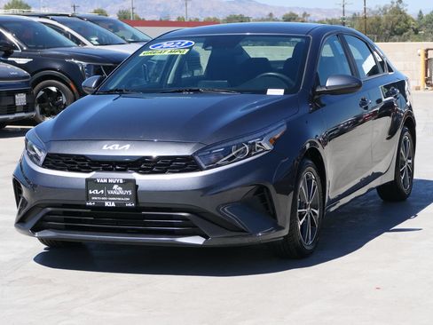Used 2023 Kia Forte LXS FWD image 6