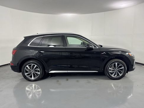 Used 2023 Audi Q5 2.0T Premium Plus w/ Premium Plus Package AWD/4WD image 38