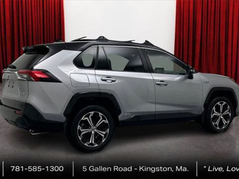 Certified 2022 Toyota RAV4 XSE w/ Weather Package image 5