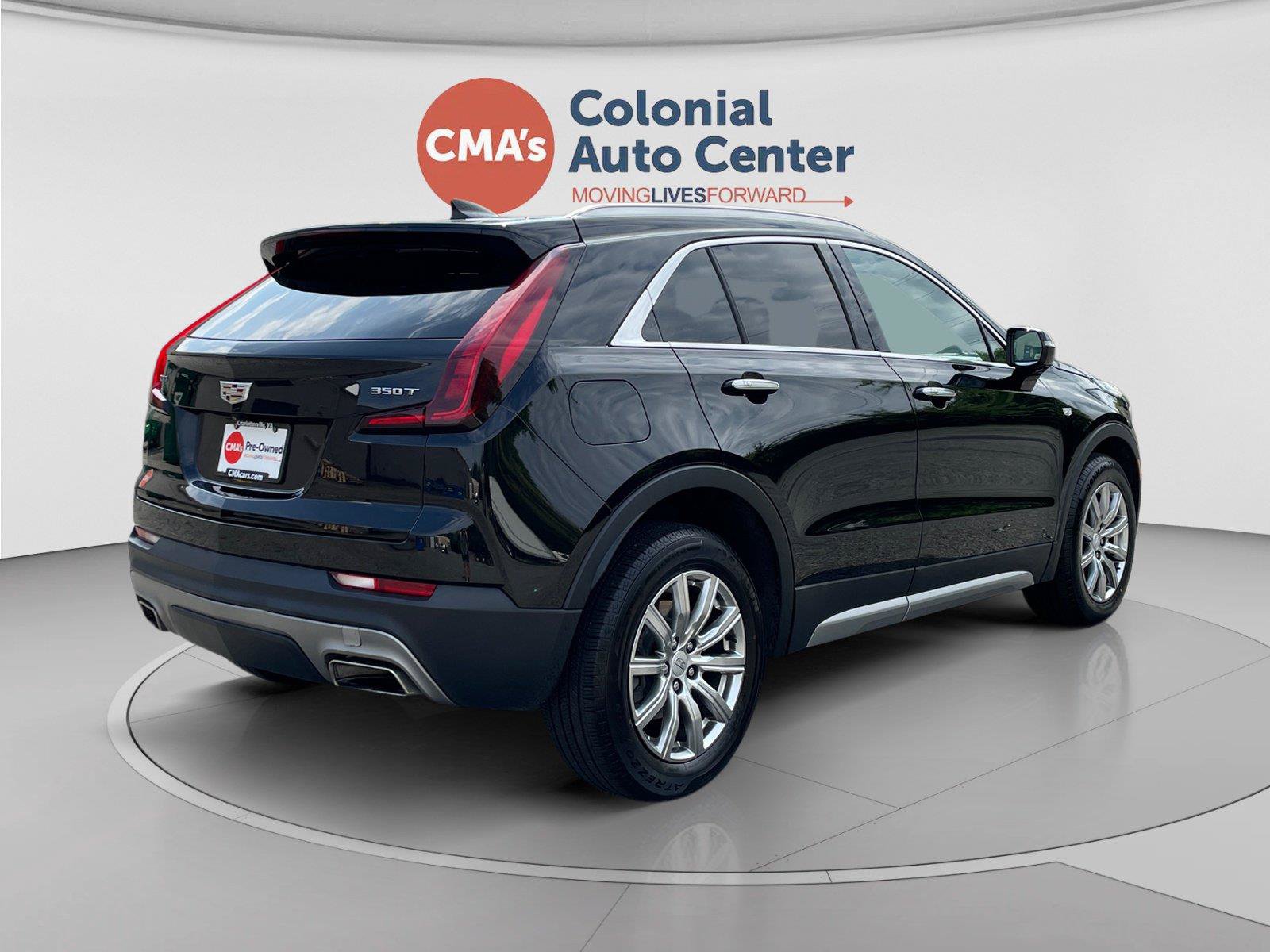 Used 2022 Cadillac XT4 Premium Luxury w/ Safety Alert Package FWD image 5
