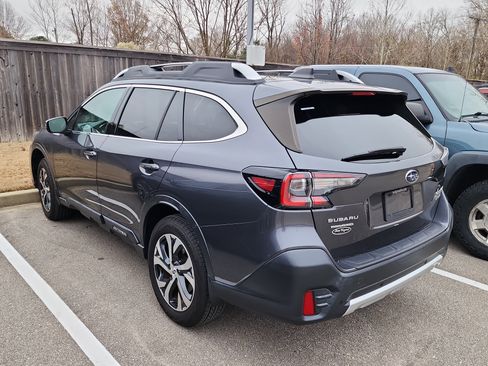 Used 2020 Subaru Outback Touring image 5
