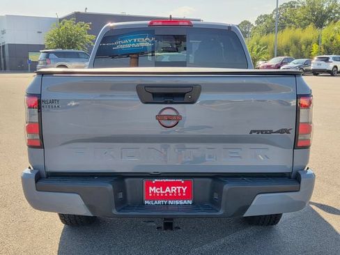 Used 2024 Nissan Frontier PRO-4X w/ Off-Road Protection Package AWD/4WD image 7