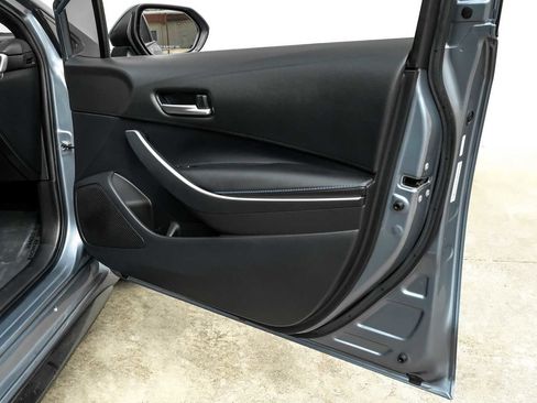 Used 2020 Toyota Corolla SE image 39