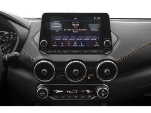 Used 2022 Nissan Sentra SR FWD image 10