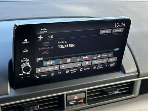 Used 2024 Honda Pilot EX-L image 16