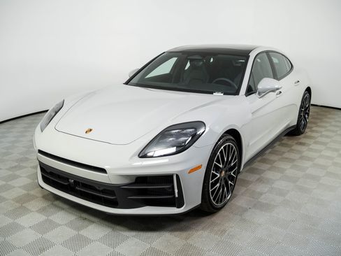 New 2026 Porsche Panamera RWD image 1
