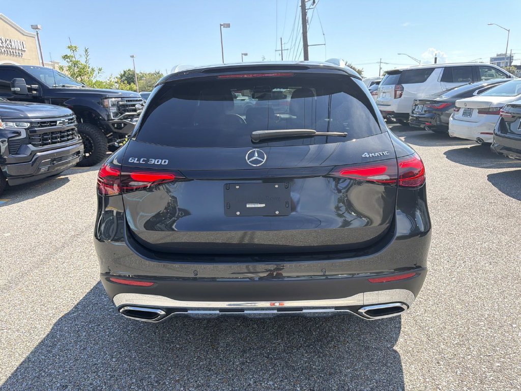 Used 2026 Mercedes-Benz GLC 300 4MATIC image 6