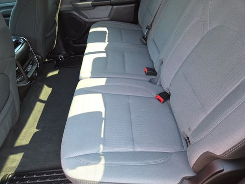 Used 2020 RAM 1500 Big Horn AWD/4WD image 23