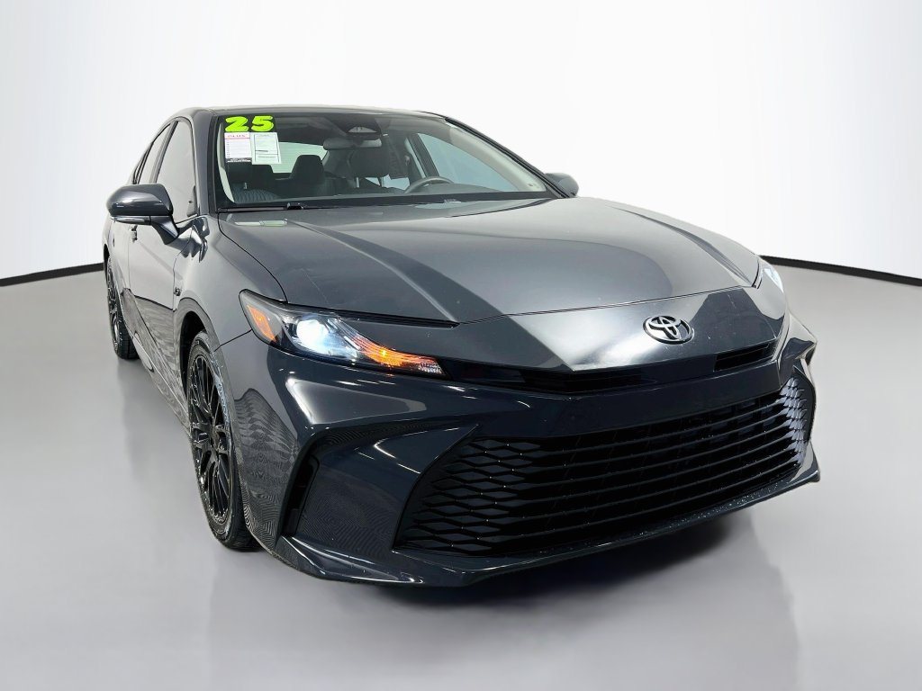 Used 2025 Toyota Camry LE FWD image 1