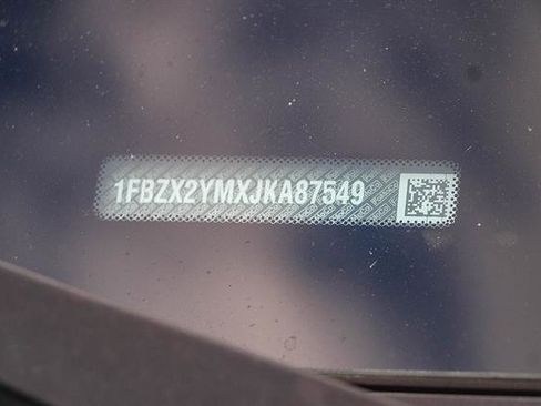 Used 2018 Ford Transit 350 XLT image 22