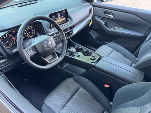 New 2026 Nissan Rogue SV AWD/4WD image 23