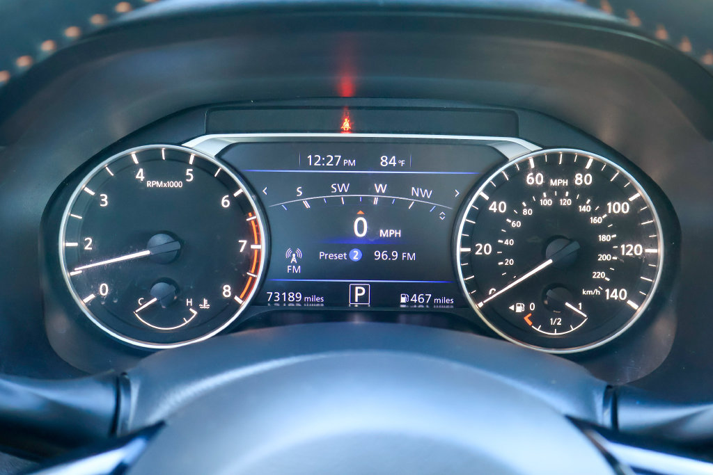 Used 2023 Nissan Altima 2.5 SR w/ SR Premium Package FWD image 14