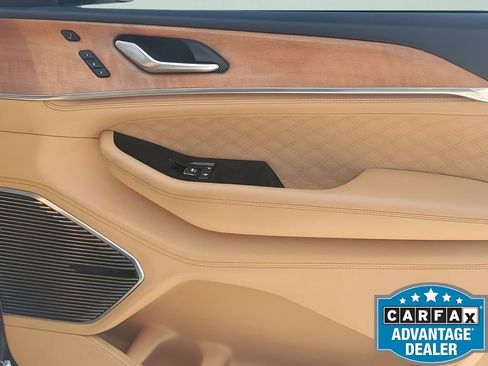 Used 2023 Jeep Grand Cherokee L Summit image 48