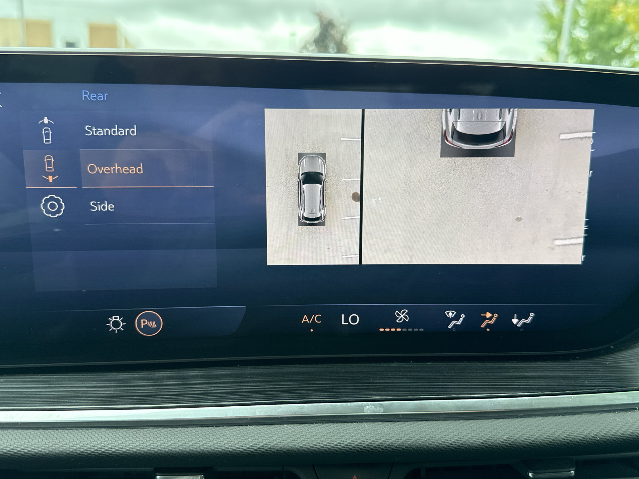 Used 2024 Buick Envision Preferred AWD/4WD image 31