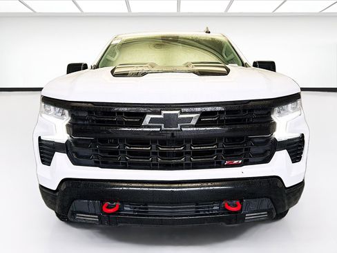 Used 2024 Chevrolet Silverado 1500 LT Trail Boss w/ Protection Package image 2