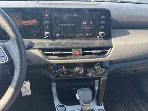 Used 2024 Kia Seltos LX AWD/4WD image 10