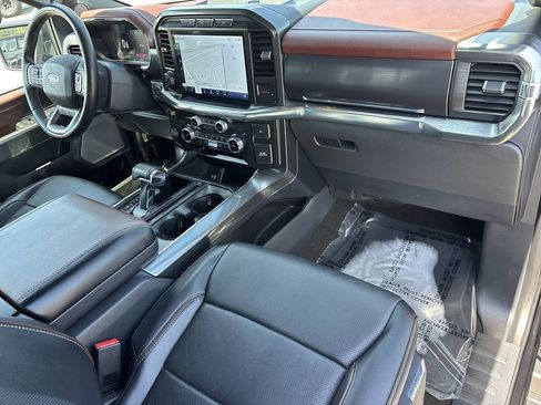 Used 2022 Ford F150 Lariat image 11