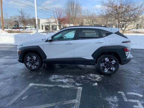 Used 2025 Hyundai Kona SEL image 6