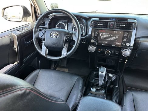 Used 2021 Toyota 4Runner TRD Off-Road Premium w/ Moonroof Package AWD/4WD image 15