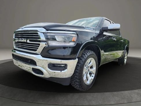 Used 2019 RAM 1500 Laramie AWD/4WD image 4