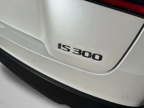Used 2024 Lexus IS 300 w/ Premium Package image 29